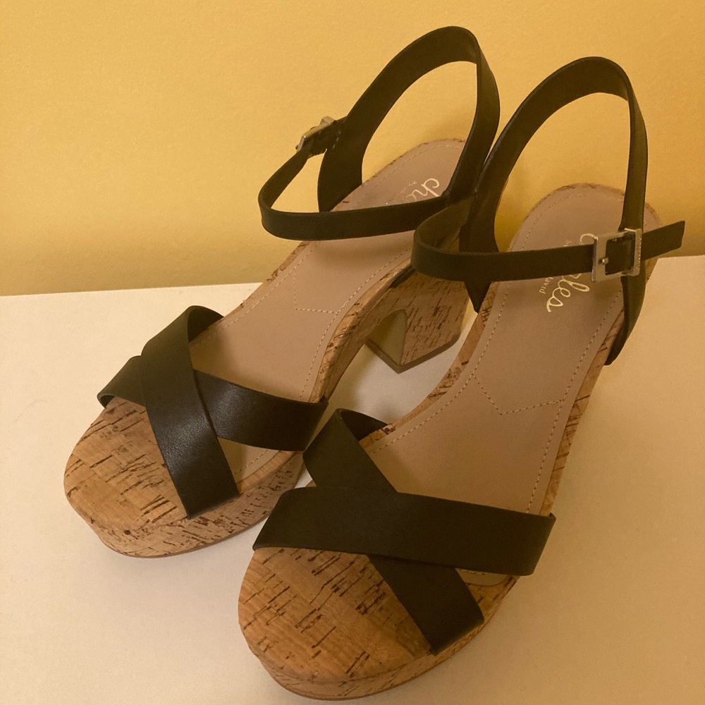 Charles David Platform Heeled Sandal